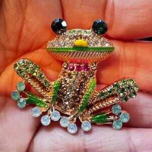 Frog Brooch Enamel Rhinestone Green Gold Tone Animal Pin Statement Jewelry